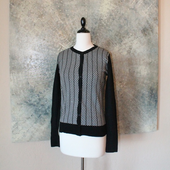 NWT Merona Ebony Pattern Cardigan - Picture 2 of 8